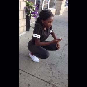 Meet your Posher, Albertine